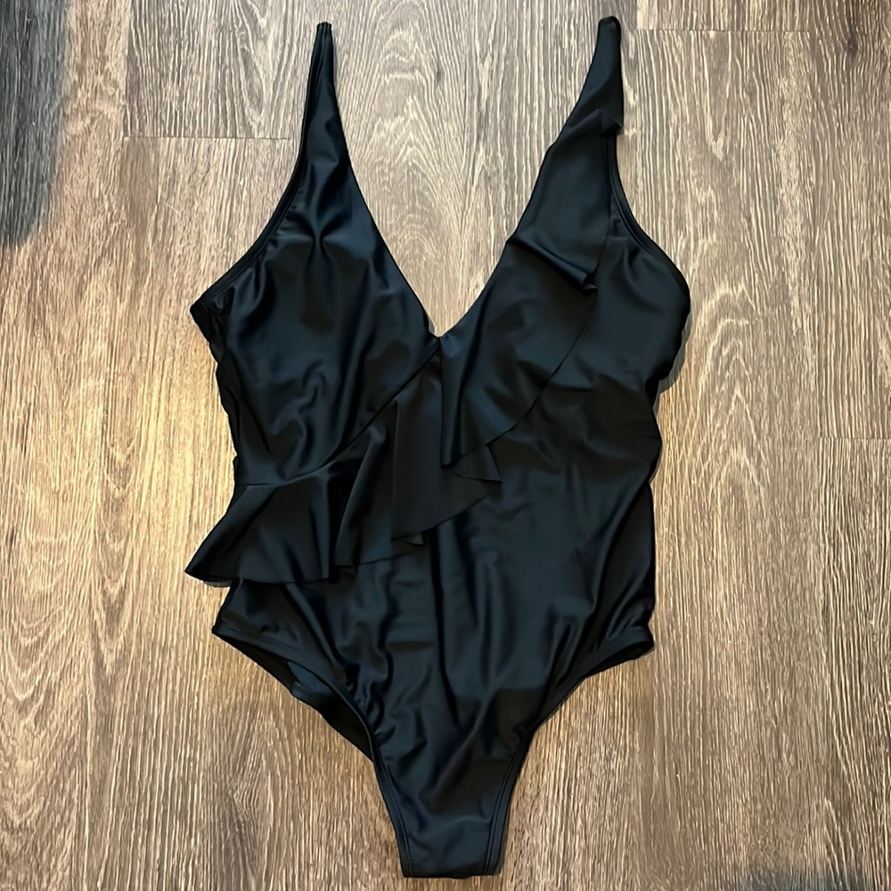 Kona Sol Bathing Suit Size Large